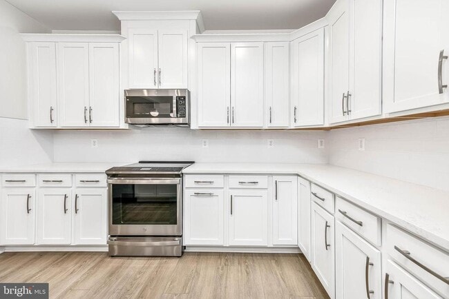 Building Photo - 4627 Olivine Dr