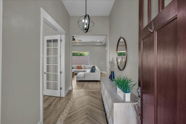 Foto del edificio - 4 Bed 2.5 Bath Single-Level Home!