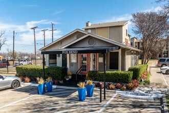 Building Photo - FOX BEND APARTMENTS