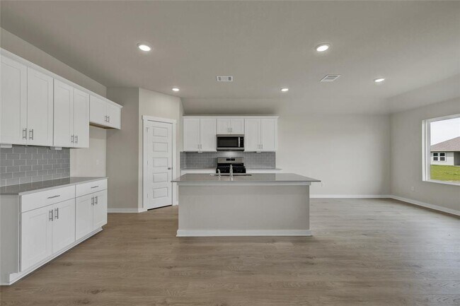 Foto del edificio - 160 Davis Mountain Dr