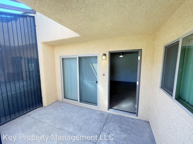 Building Photo - 2 br, 2 bath House - 3005 Saint George St A