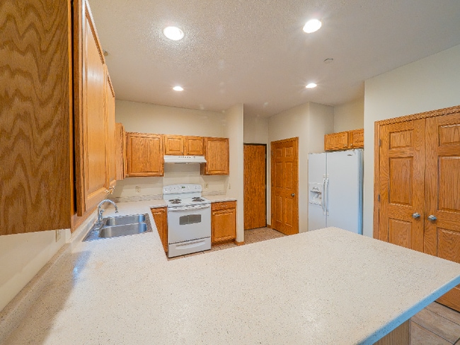 Building Photo - 3306 Blaisdell Ave