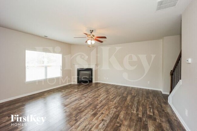 Foto del edificio - 12 Cliffbriar Terrace