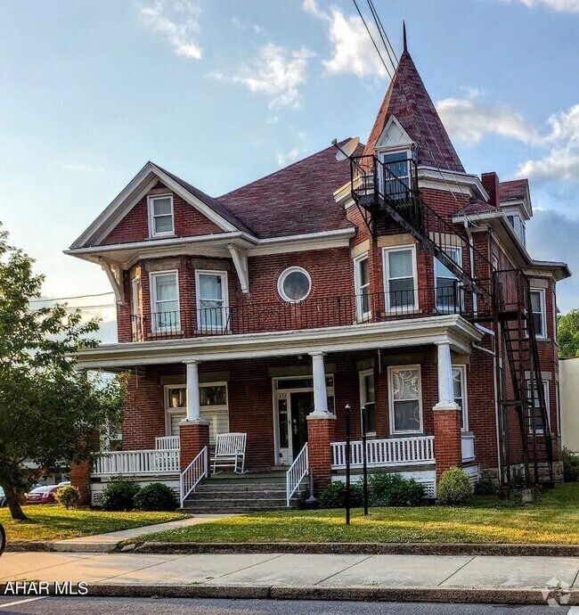 Apartments For Rent in Hopewell PA with a Swimming Pool 2 Rentals