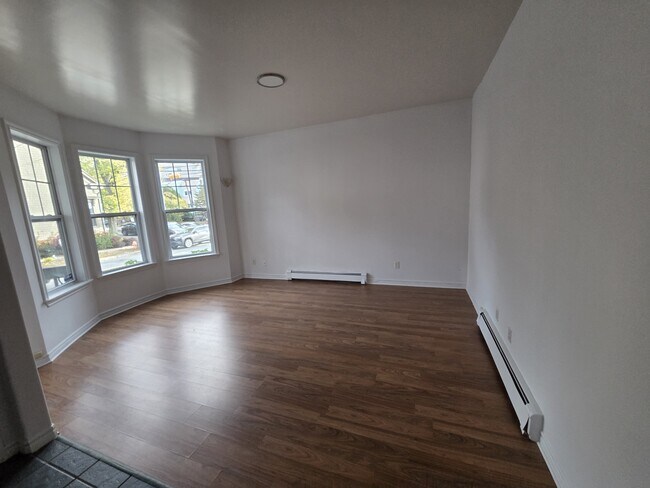 Photo du bâtiment - 6014 South St