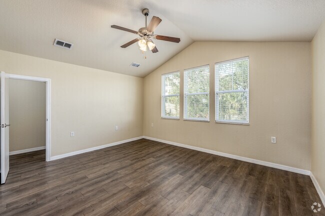 Casa adosada de 4x4, 4 habitaciones, 4 baños, 1772 pies cuadrados, 2 habitaciones - Athens Commons- Student Housing