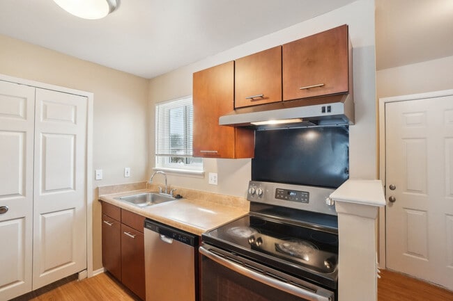 Foto del edificio - Arbor Knoll Apartments