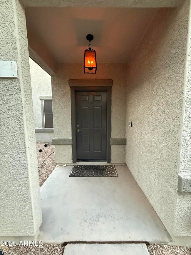 Building Photo - 6014 E Helios Dr