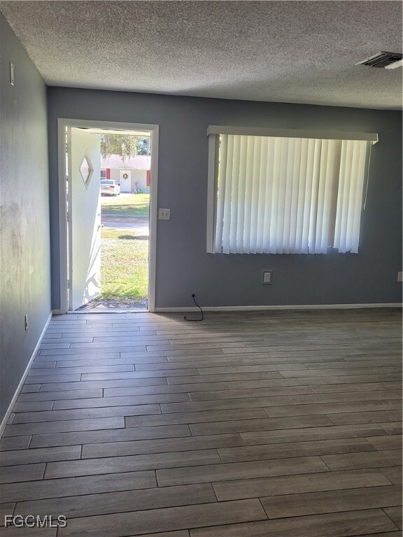 Foto del edificio - 1865 Lavonia Ln