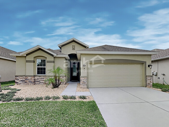 Building Photo - 12025 Whistling Wind Dr