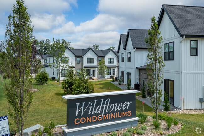 Building Photo - Wildflower Condominiums