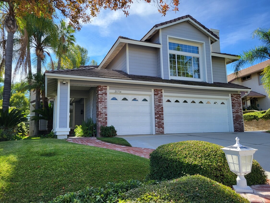 Primary Photo - 21714 Agajanian Ln