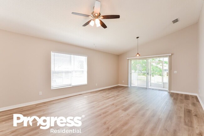 Foto del edificio - 2173 Mallard Creek Cir