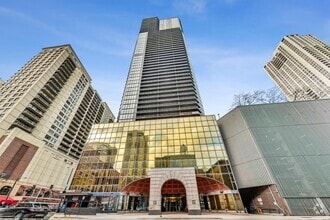 Building Photo - 10 E Ontario St