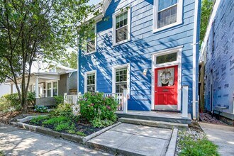 Building Photo - 3203 Parkwood Ave