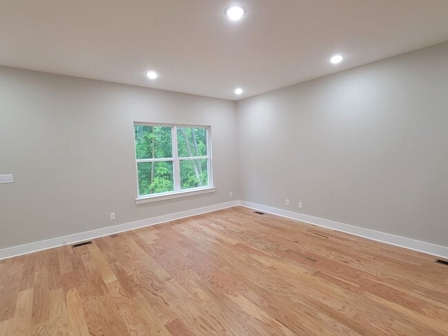 Building Photo - 8476 Old Cleveland Pike