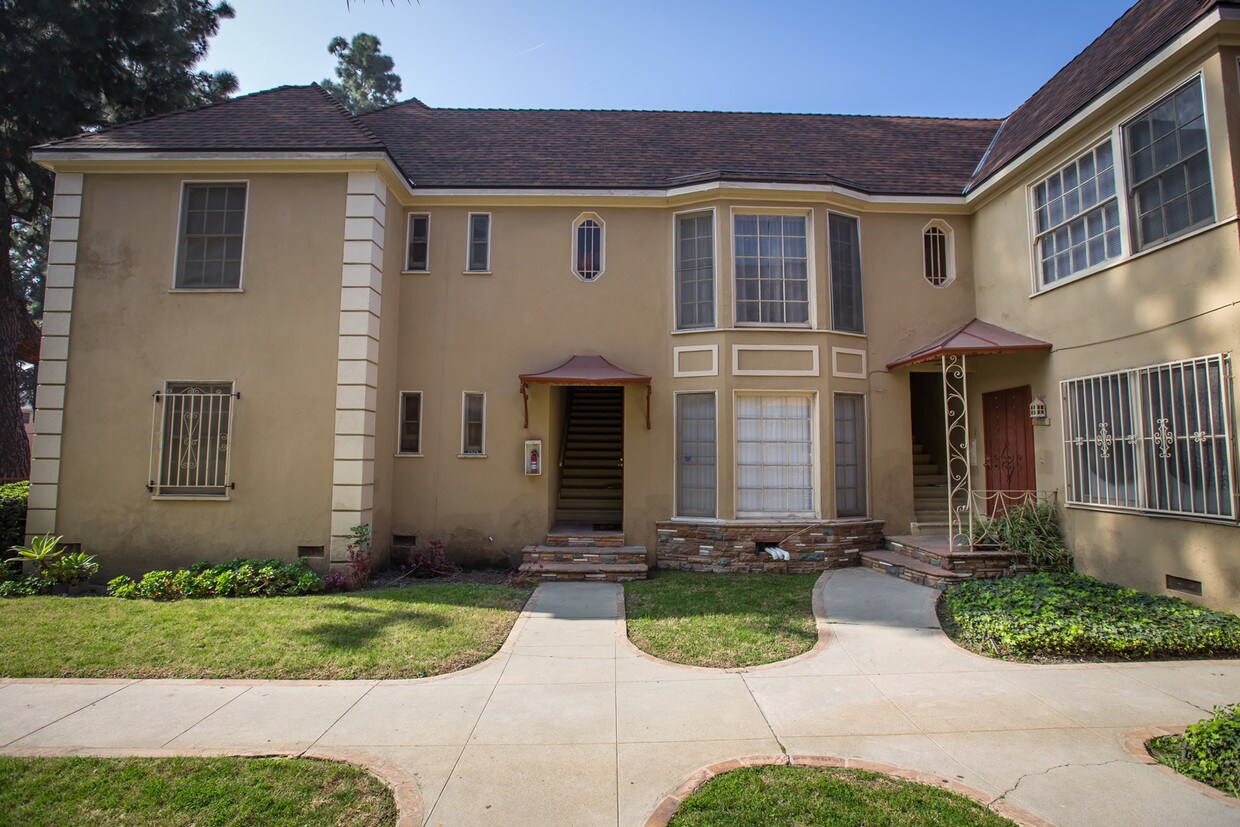 4239 1/2 Leimert Blvd, Los Angeles, CA 90008 Apartments in Los