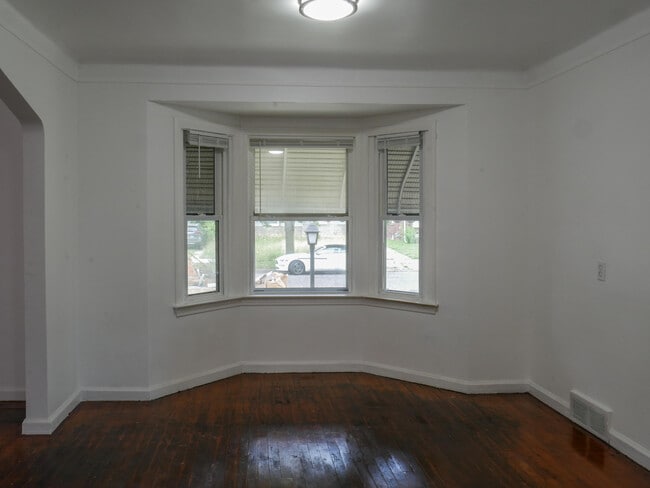 Building Photo - 18938 Beland St