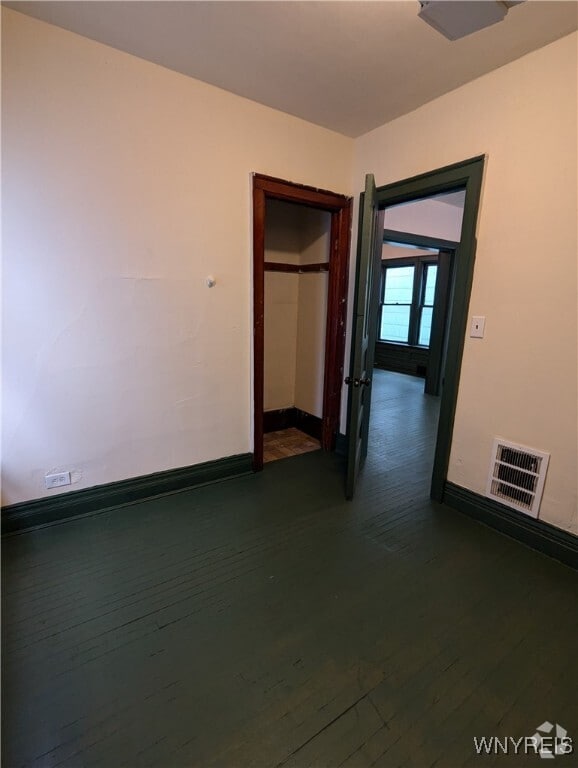 Building Photo - 67 Barton St