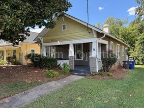 Building Photo - 113 E Sprague St
