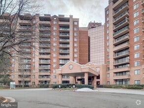 Building Photo - 2230 George C Marshall Dr