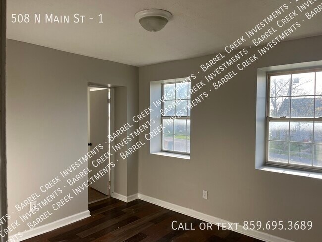 Building Photo - 2-Bed 1-Bath
