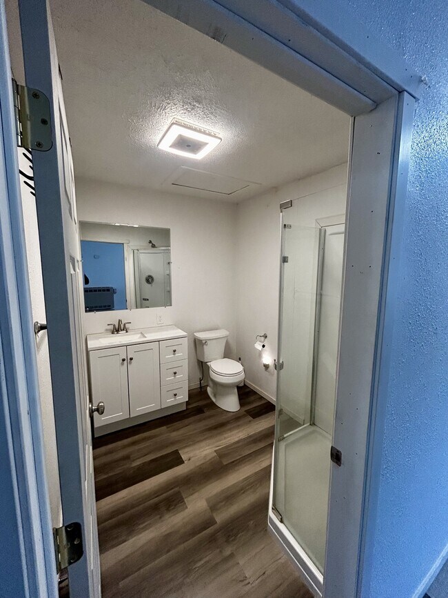 Foto del edificio - 805 S Atlantic St