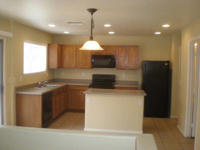 Building Photo - 2249 N 95th Ave