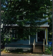 Building Photo - 6 Barclay St