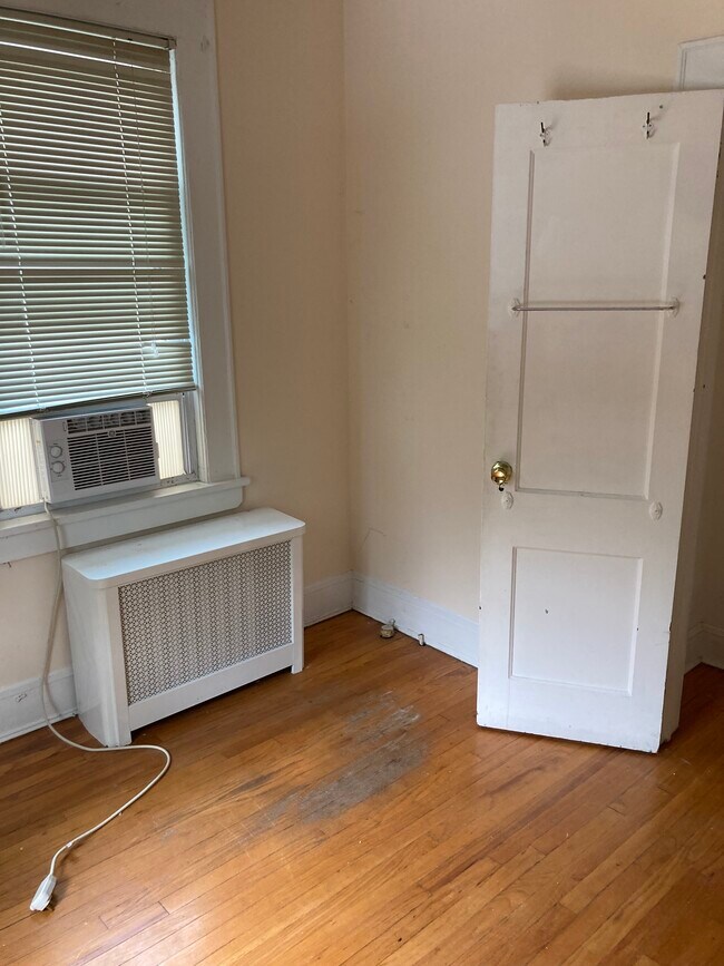 Foto del edificio - 326-1 Wayne St