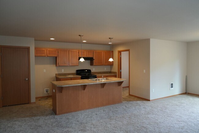 Foto del edificio - Lovely 3 bed 2 full bath house in gated co...