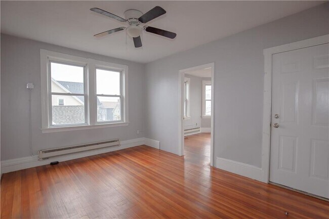 Building Photo - 107 Pocasset Ave