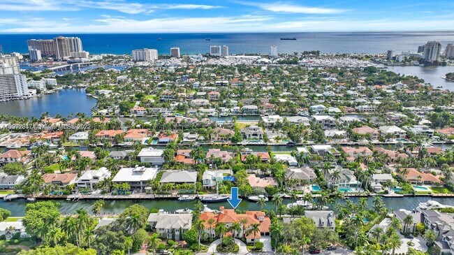 628 Coral Way photo'