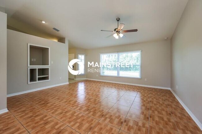Building Photo - 3 Bedroom Pet-Friendly Home in LEHIGH ACRES, FL with Main Street Renewal