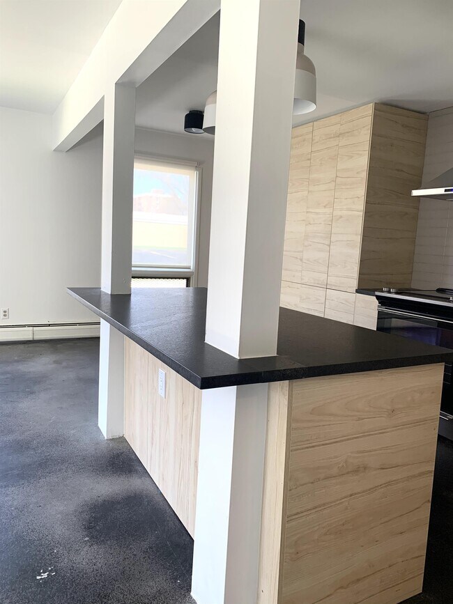 Foto del edificio - 1555 Cherboneau Pl