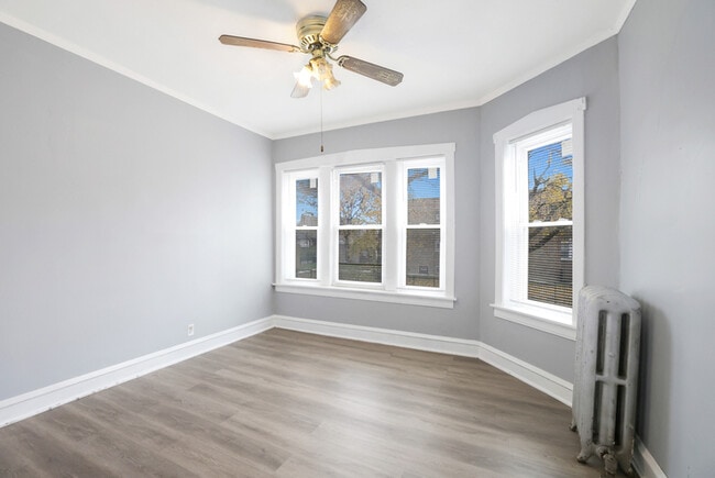Foto del edificio - 1401 W 80th St
