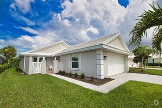 Building Photo - 782 Harrington Lake Dr N