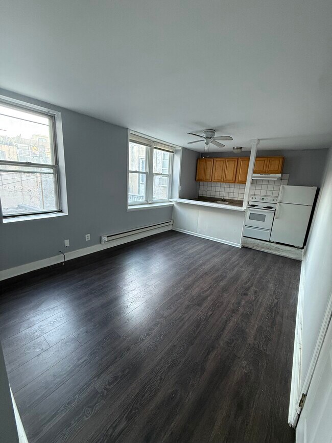 Sala de estar/cocina - 808 S 6th St