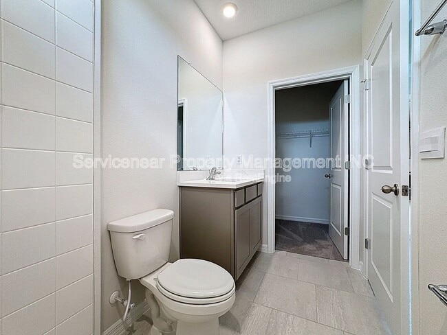 Building Photo - 10547 Bridgegate Hts Lp