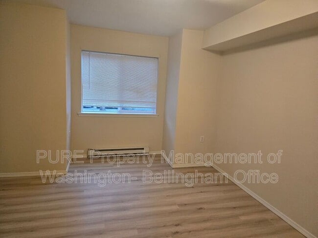 Building Photo - 508 Tremont Ave