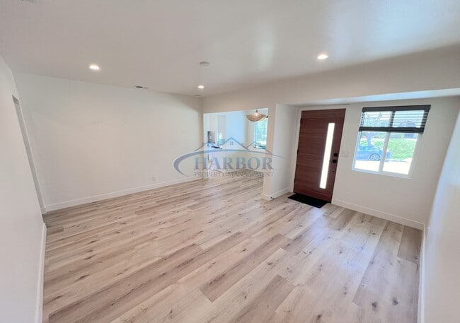 Foto del edificio - 2059 Jaybrook Dr