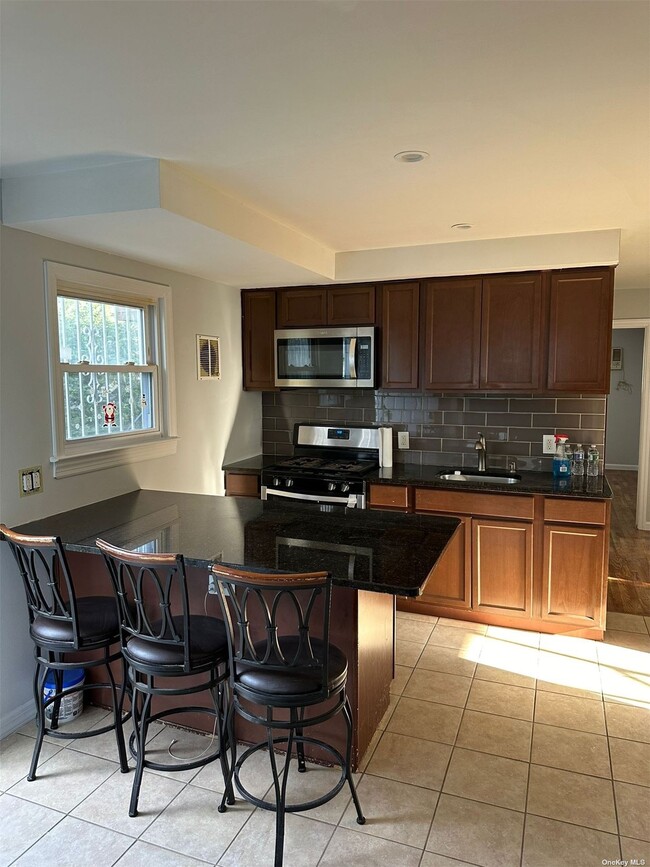 Building Photo - 1057 Mason Ct
