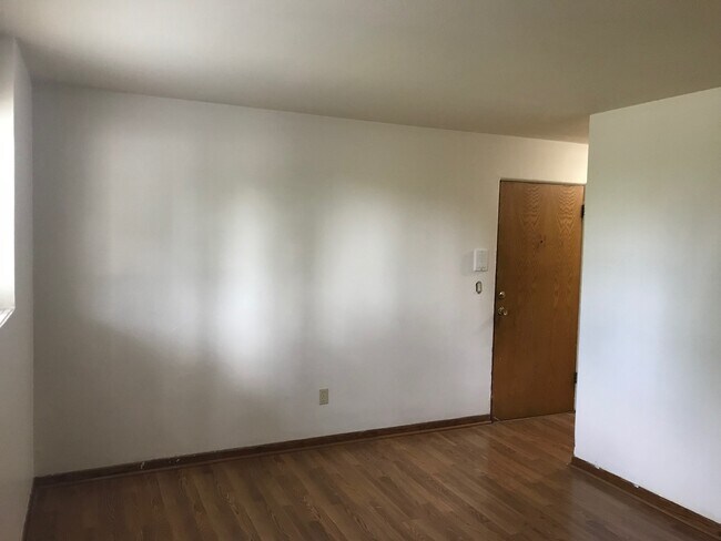 Foto del edificio - 3126 E 58th St