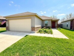 Building Photo - 7614 Crestway Ridge