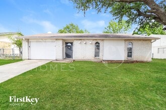 Building Photo - 2918 Rayswood Dr