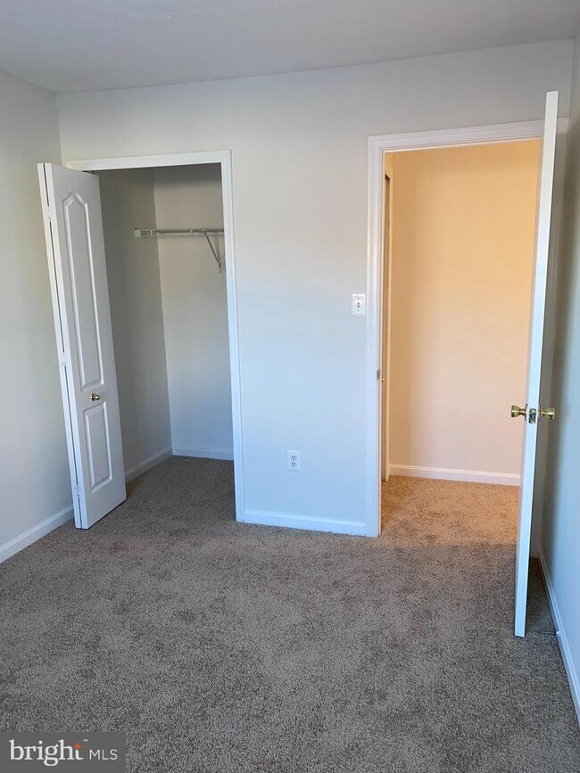 Building Photo - 9818 Berrywood Ct