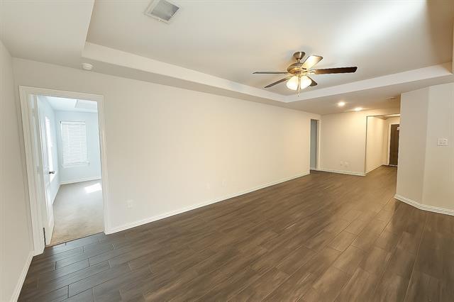Building Photo - 228 Teakwood Dr