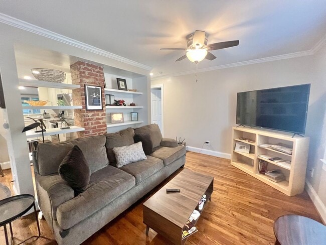 Building Photo - Newly Remodeled 2 BD, 2BA Raleigh Home wit...