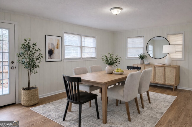 Building Photo - 1065 Nelson St