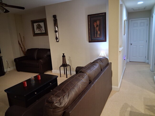 Building Photo - 5912 Currin Fox Ct